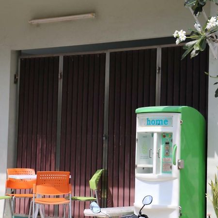 J Home Hat Yai Buitenkant foto