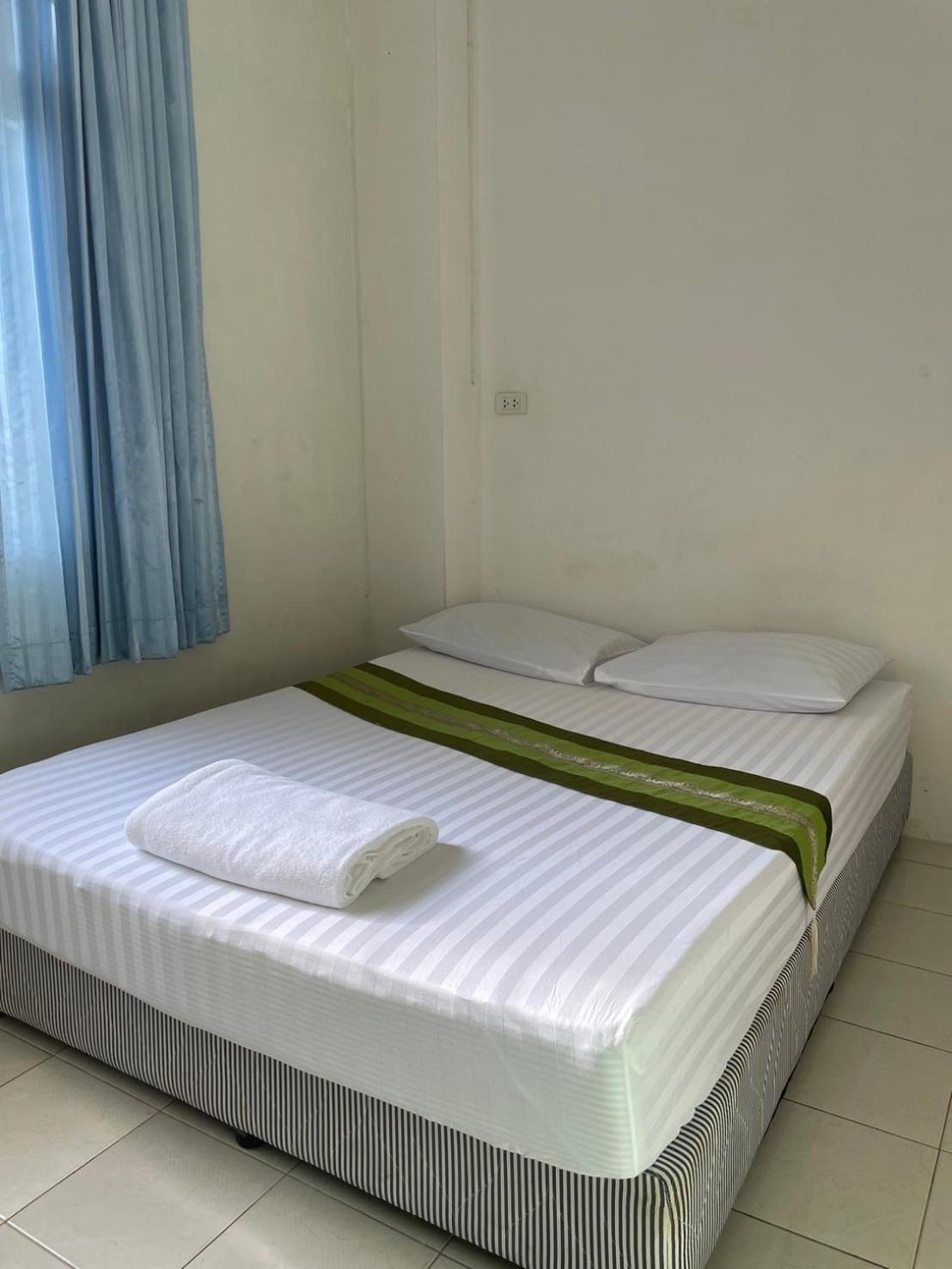 J Home Hat Yai Buitenkant foto
